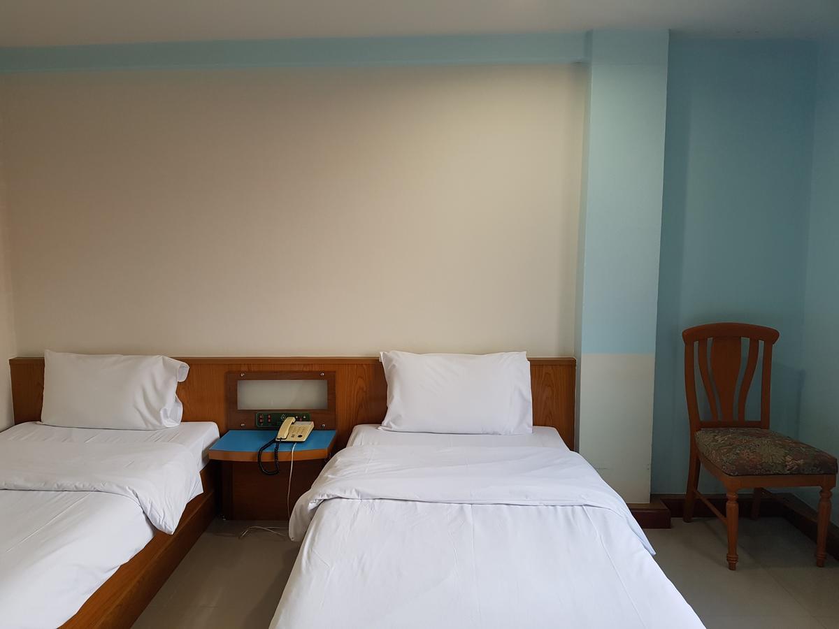K.S.Pavilion Hotel Nakhonratcsaszima Kültér fotó