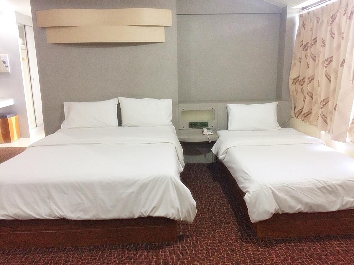 K.S.Pavilion Hotel Nakhonratcsaszima Kültér fotó